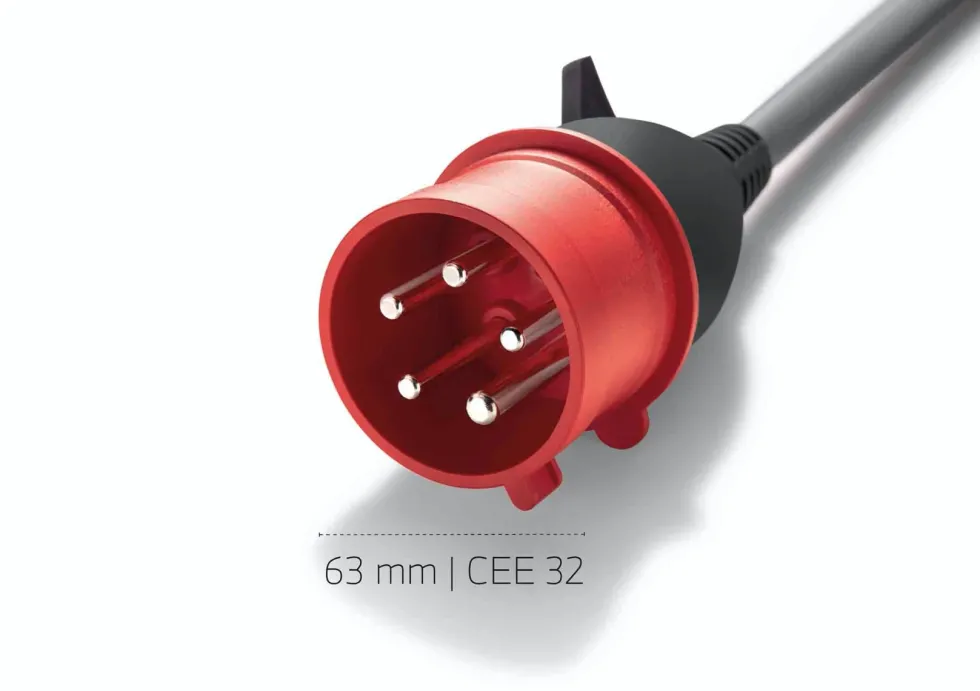 Adapterkabel CEE 32 A (rot, 3-phasig) für Flexible Fast Charger