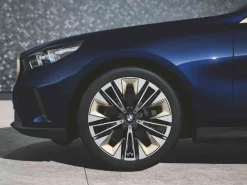 BMW Alufelge Aerodynamik 937 bicolor (titan bronze/hochglanzpoliert) 8,5Jx20 ET28 5er G60