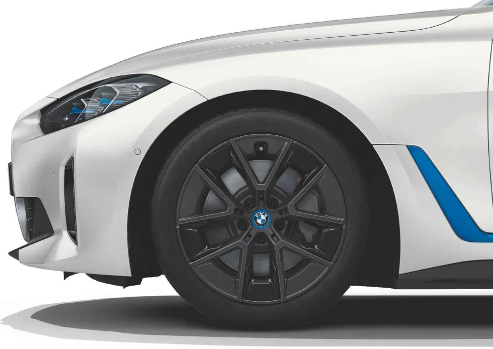 BMW Alufelge Aerodynamik 854 gunmetal grey 8,5Jx18 ET36 4er G26 i4 G26