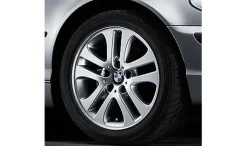BMW Alufelge Doppelspeiche 79 7Jx17 ET47 Silber 3er E46 Vorderachse / Hinterachse