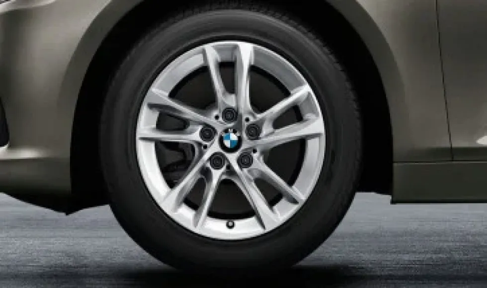 BMW Alufelge Doppelspeiche 474 7Jx16 ET47 1er F40 2er F44