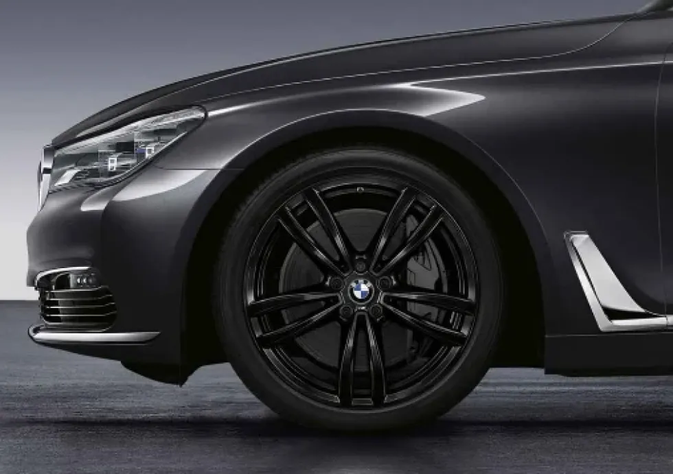 BMW Alufelge Doppelspeiche 647M jet black uni 9,5Jx19 ET39 6er G32 GT 7er G11/G12