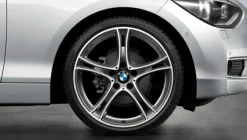 BMW Alufelge Doppelspeiche 361 orbitgrey/glanzgedreht 8Jx18 ET57 1er F40 2er F44/F45/F46