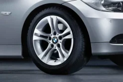 BMW Alufelge Doppelspeiche 268 silber 7Jx16 ET31 3er E90/E91 Vorderachse / Hinterachse