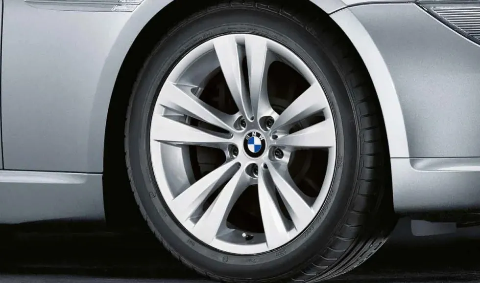 BMW Alufelge Doppelspeiche 266 silber 9Jx18 ET14 6er E63/E64 Hinterachse