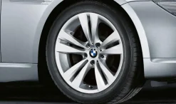 BMW Alufelge Doppelspeiche 266 silber 8Jx18 ET14 6er E63/E64 Vorderachse
