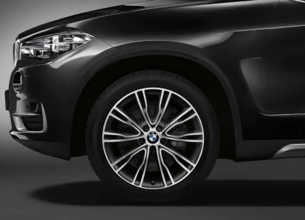 BMW Alufelge Individual V-Speiche 551 orbitgrau/glanzgedreht 11Jx20 ET37 X5 F15 X6 F16