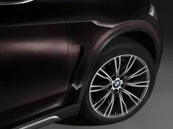 BMW Alufelge Individual V-Speiche 551 orbitgrau/glanzgedreht 11Jx20 ET37 X5 F15 X6 F16