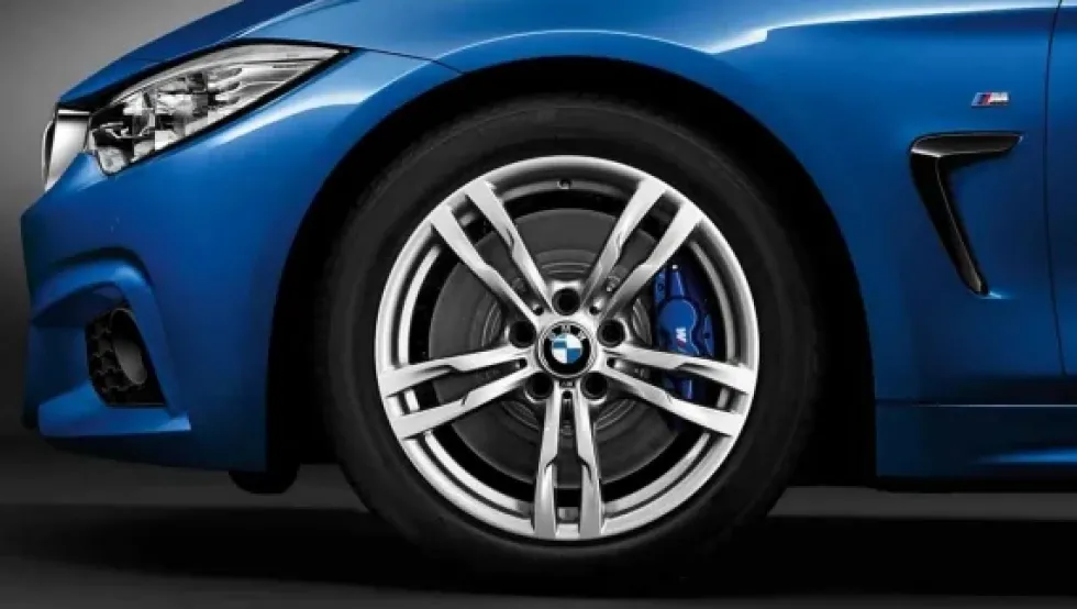 BMW Alufelge M Doppelspeiche 441 silber 8,5Jx18 ET47 3er F30/F31 4er F32/F33/F36