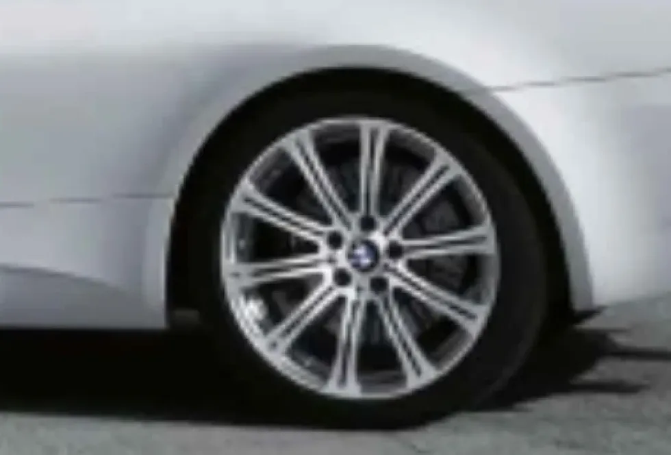 BMW Alufelge M Doppelspeiche 220 geschmiedet 9,5Jx19 ET23 3er E90/E92/E93