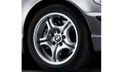 BMW Alufelge M Doppelspeiche 68 silber 7,5Jx17 ET41 3er E46 Vorderachse