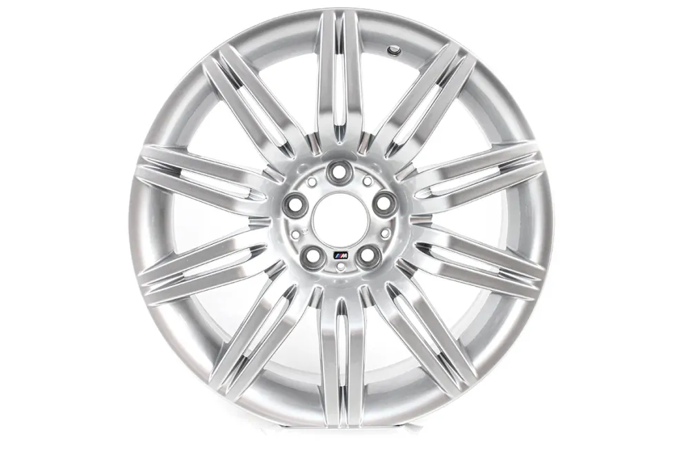 BMW Alufelge M Doppelspeiche 172 silber 9,5Jx19 ET32 5er E60 Hinterachse