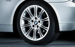 BMW Alufelge M Doppelspeiche 135 8J x 18 ET 20 Reflexsilber Vorderachse / Hinterachse