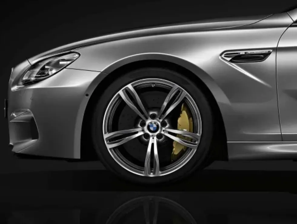 BMW Alufelge M Doppelspeiche 343 9,5J x 20 ET 31 Silber Vorderachse