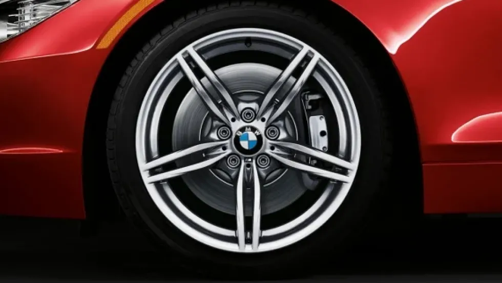 BMW Alufelge M Doppelspeiche 326 silber 9Jx19 ET40 Z4 E89 Hinterachse