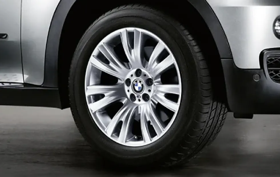 BMW Alufelge M V-Speiche 223 silber 9Jx19 ET37 X5 E70 Vorderachse