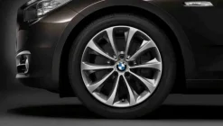 BMW Alufelgen Turbinenstyling 452 silber/glanzgedreht 8,5Jx19 ET25 5er F07 GT 7er F01/F02/F04
