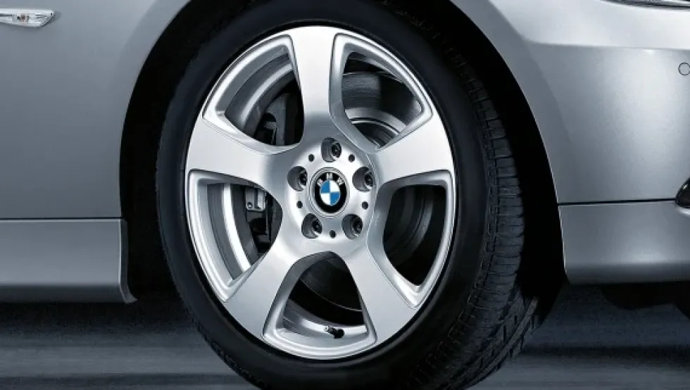 BMW Alufelge Sternspeiche 157 geschmiedet8Jx17 ET34 3er E90/E91/E92/E93