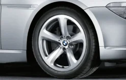 BMW Alufelge Sternspeiche 249 geschmiedet 9Jx19 ET14 6er E63/E64