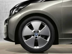 BMW Alufelge Sternspeiche 427 geschmiedet 5Jx19 ET43 i3 I01
