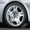 BMW Alufelge Sternspeiche 92 9J x 19 ET 18 Poliert Hinterachse