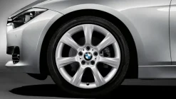 BMW Alufelge Sternspeiche 396 silber 8Jx18 ET34 3er F30/F31/F34GT 4er F32/F33/F36