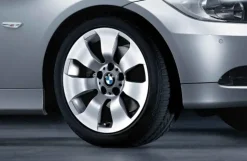 BMW Alufelge Sternspeiche 158 silber8Jx17 ET34 3er E90/E91/E92/E93