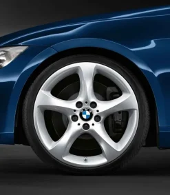 BMW Alufelge Sternspeiche 230 silber 9Jx19 ET39 3er E90/E91/E92/E93 Hinterachse