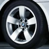 BMW Alufelge Sternspeiche 122 silber 8Jx17 ET43 5er E60/E61 Vorderachse / Hinterachse