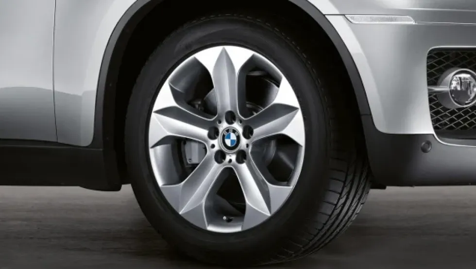 BMW Alufelge Sternspeiche 232 silber 9Jx19 ET48 X6 E71/E72 Vorderachse