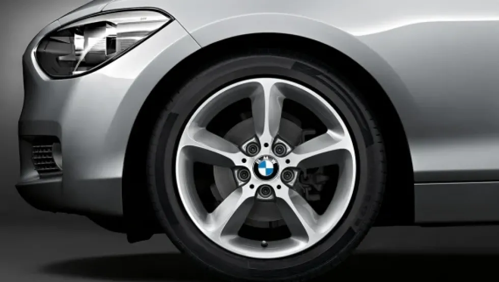 BMW Alufelge Sternspeiche 382 silber/glanzgedreht 7,5Jx17 ET43 1er F20/F21 2er F22/F23