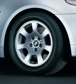 BMW Alufelge Trapezspeiche 134 silber 7Jx16 ET20 5er E60/E61 Vorderachse / Hinterachse