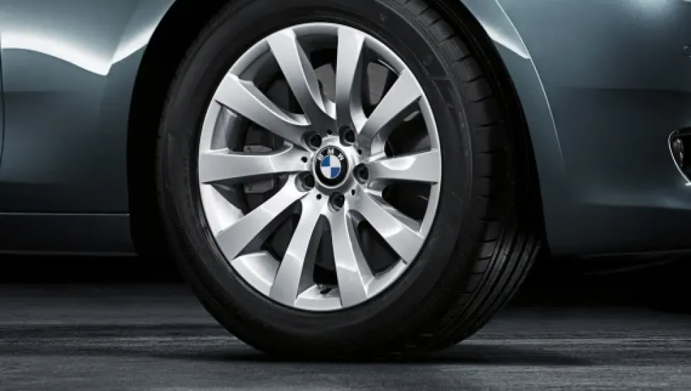 BMW Alufelge Turbinen-Styling 271 silber 8Jx18 ET30 5er F07 7er F01/F02