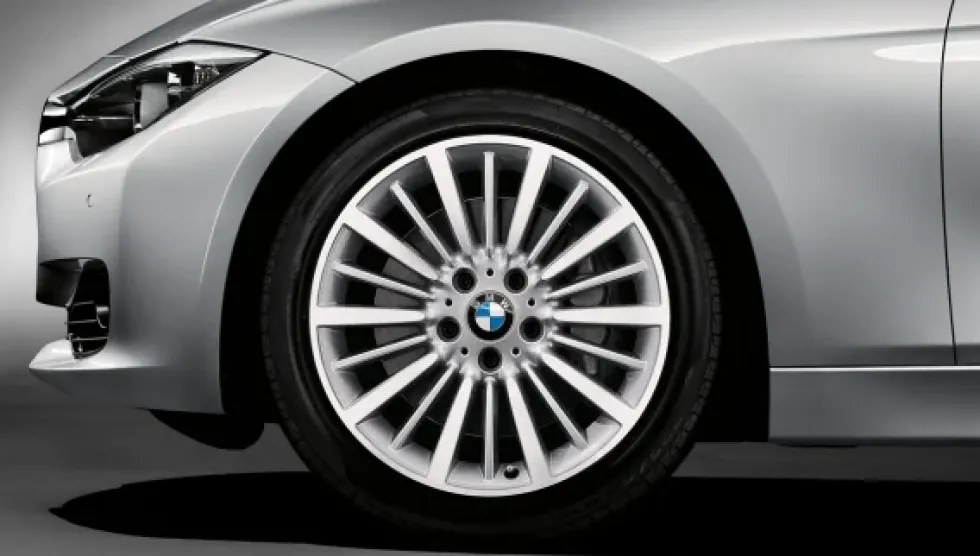 BMW Alufelge Vielspeiche 416 (Reflexsilber) 8J x 18 ET 34 Vorderachse / Hinterachse 3er F30 F31 F34 4er F32 F33 F36