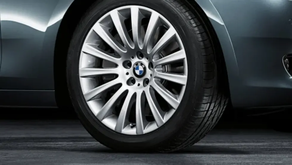 BMW Alufelge Vielspeiche 235 silber 8,5Jx19 ET25 5er F07 7er F01/F02/F04