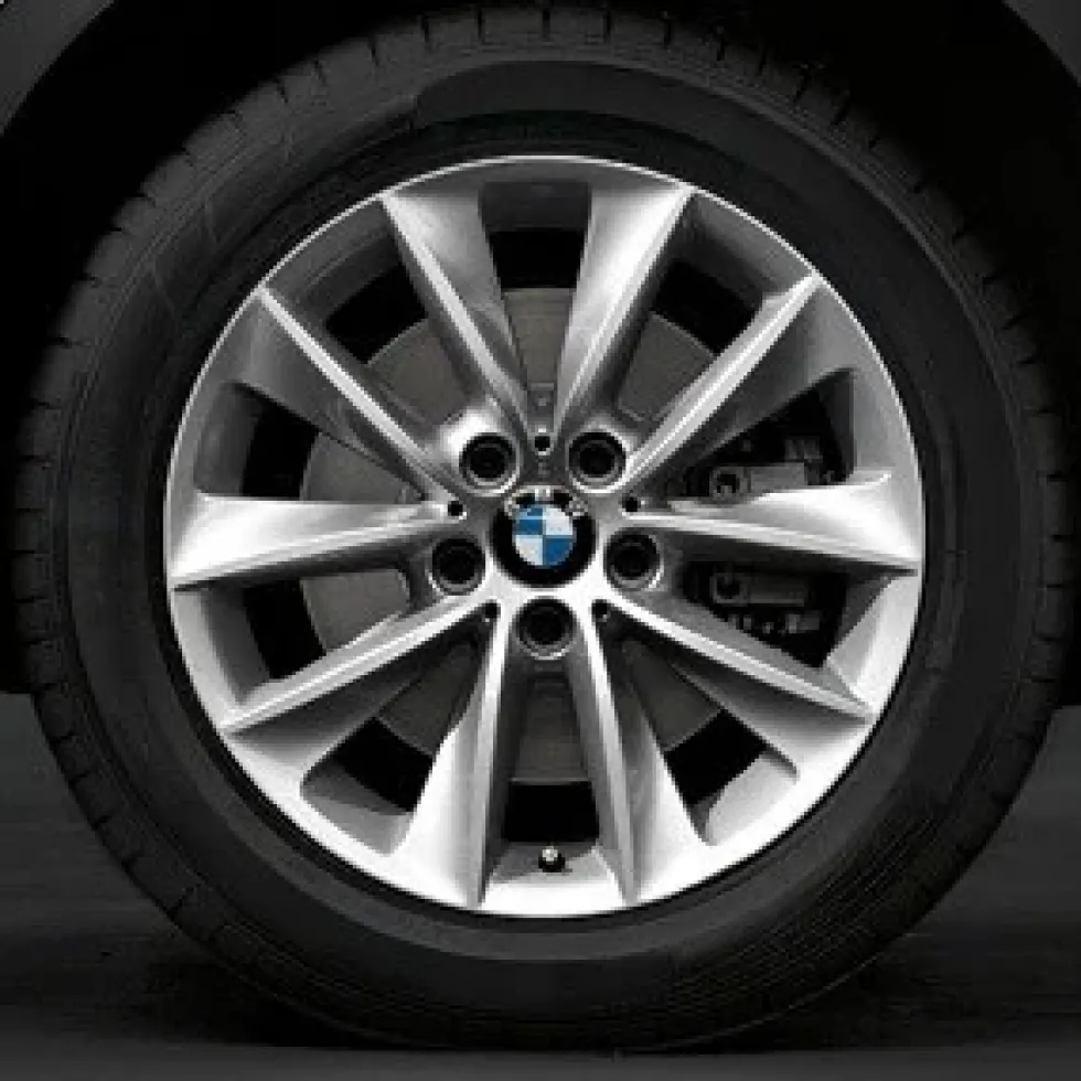 BMW Alufelge V-Speiche 307 8J x 18 ET 43 Silber Vorderachse / Hinterachse