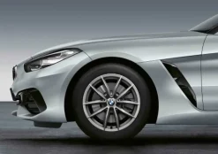 BMW Alufelge V-Speiche 768 reflexsilber 7,5J x 17 ET 24 Vorderachse