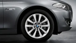 BMW Alufelge V-Speiche 328 silber 8Jx18 ET30 5er F10/F11 6er F06/F12/F13