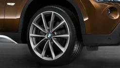 BMW Alufelge V-Speiche 324 silber/glanzgedreht 8Jx19 ET30 X1 E84