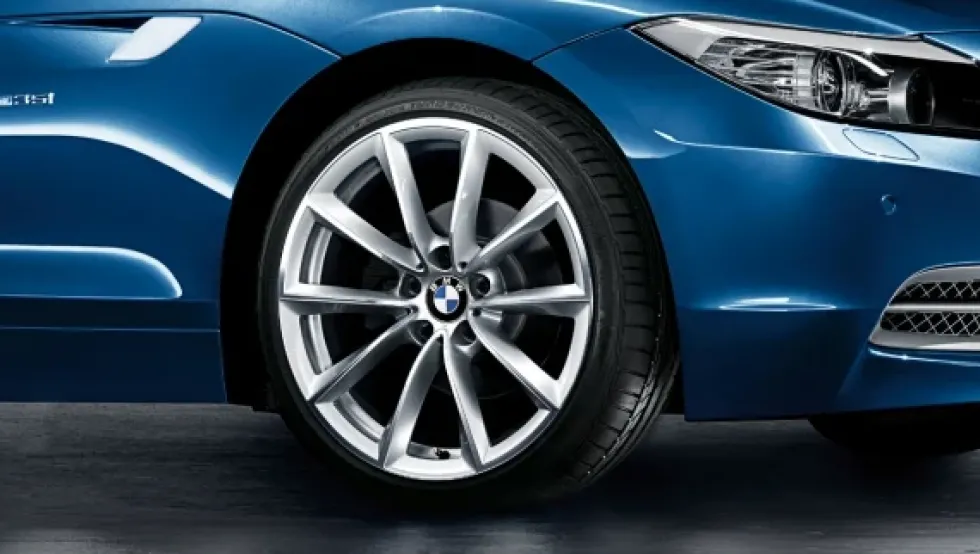 BMW Alufelge V-Speiche 296 silber 8Jx19 ET29 Z4 E89 Vorderachse