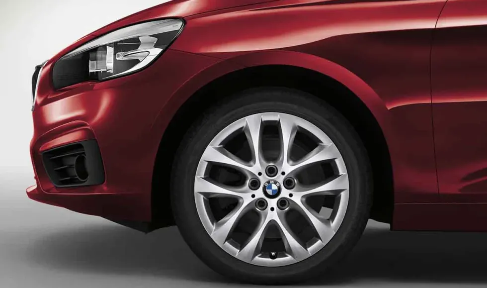 BMW Alufelge V-Speiche 479 silber 17 Zoll BMW 2er F45 F46