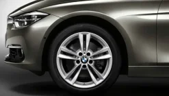 BMW Alufelge V-Speiche 658 18 Zoll silber