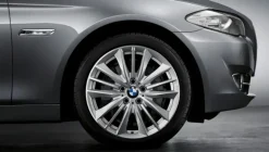 BMW Alufelge W-Speiche 332 silber/glanzgedreht 9Jx19 ET44 5er F10 6er F06/F12/F13