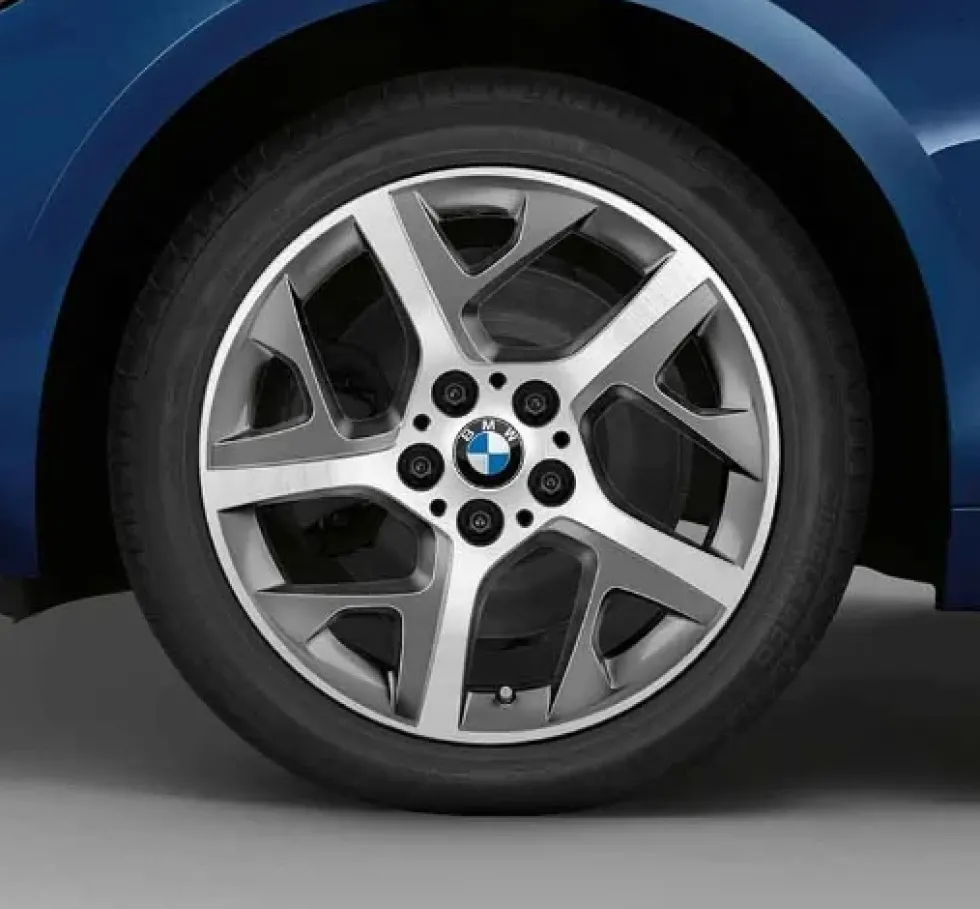 BMW Alufelge Y-Speiche 480 silber/glanzgedreht 7,5Jx17 ET54 2er F45/F46