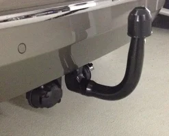 BMW Anhängerkupplung mit abnehmb. Kugel 2er F45 F46