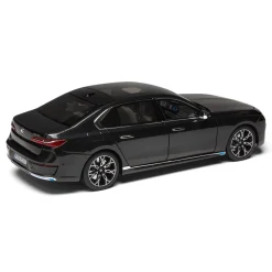 BMW Miniatur i7 1:18