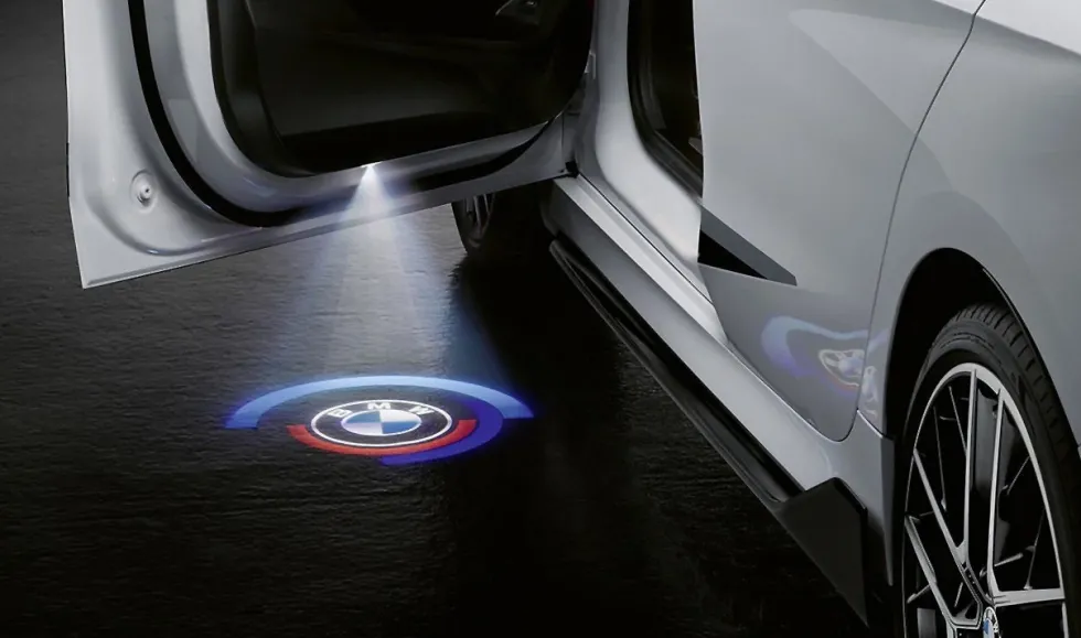 BMW M Performance Diasfür Türprojektoren
