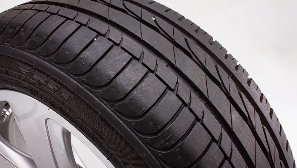 BMW Sommerkompletträder 1er F40 2er F44 16 Zoll Styling 517 Sternspeiche
