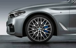 BMW Sommerkompletträder Kreuzspeiche 636 bicolor (orbitgrey / glanzgedreht) 20 Zoll RDCi 5er G30 G31 Goodyear (Mischbereifung)