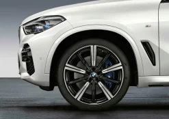 BMW Sommerkompletträder M Performance Sternspeiche 749M bicolor (jetblack uni/hochglanzpoliert) 22 Zoll RDCi X5 G05 X6 G06 Pirelli (Mischbereifung)